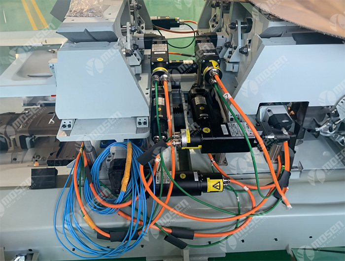 派克防爆伺服電機(jī).jpg 派克防爆伺服電機(jī).jpg